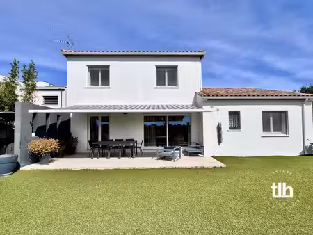 maison en première ligne de garrigue  vue exceptionnelle