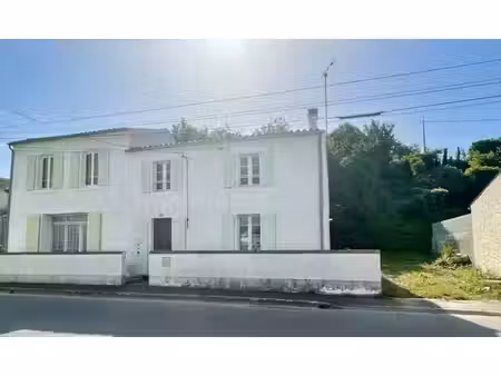 vente maison 6 pièces  161.87m²  l'île