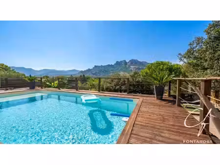 roquebrune-sur-argens  villa de plain-pied 5 pièces