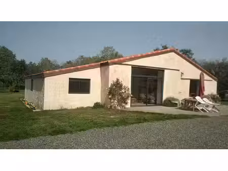 magnifique grange rénovée à la campagne sur 2800m2 de terrain