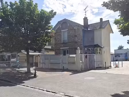 vente immeuble 2 pièces à montgeron (91230)  245 000 €
