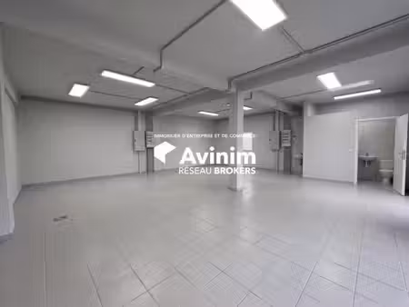location entrepôt baie-mahault 97122 97m²