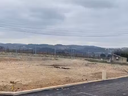 vente terrain neuf 330m2 pertuis - 157000 € - surface privée