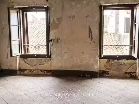 vente immeuble 7 pièces 166 m² à carcassonne (11000)  88 000 €