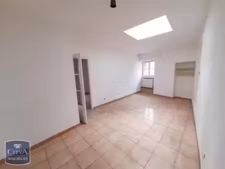 appartement à louer 2 pièces 47 m² - nîmes (30) - 462€