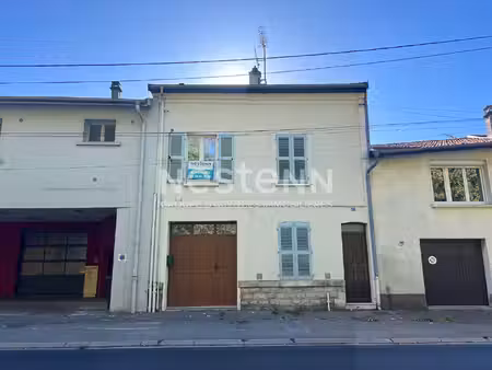 bar le duc : maison de ville 74 m² à rénover  4 pièces  2 chambres  garage  terrasse et ja