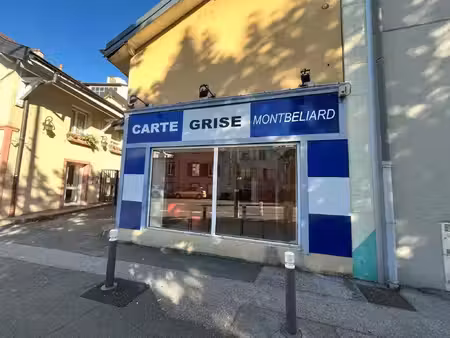 local commercial à louer - montbéliard (25) - 945€