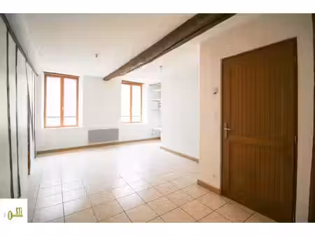 location appartement 2 pièces 40m² chatillon coligny 45230