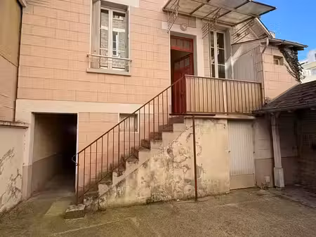 maison à vendre 2 pièces 47 m² - brive-la-gaillarde (19) - 88 000€