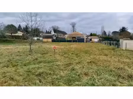 vente terrain 800 m² à neuvic (24190)  24 000 €