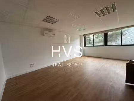 location entrepôt aix en provence 13290 993m²