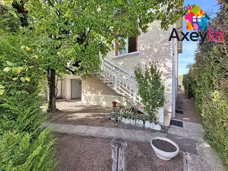 a vendre - riorges - maison élevée sur sous-sol avec deux chambres  garage  terrasse et te