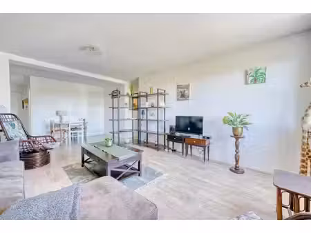 appartement 3 pièces - 65 m²