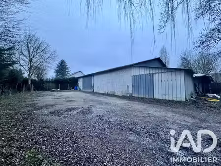 atelier à vernantes (49390)
