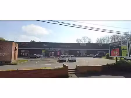 location commerce wattignies 59139 519m²