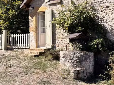maison de campagne au nord du morvan  2 chambres et jardin clôturé.