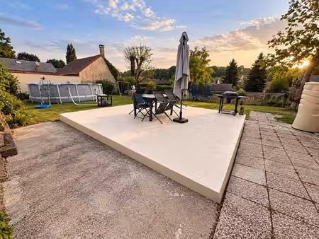 maison ancienne pleine de charme avec grand jardin et terrasse