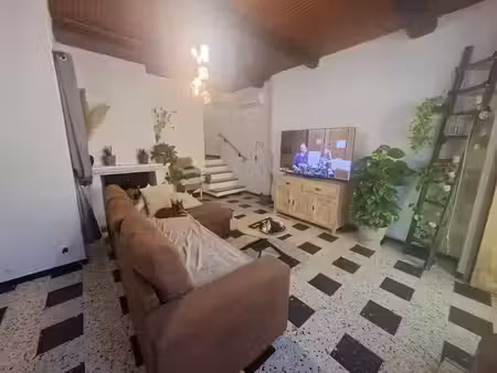 location maison 3 pièces 64.38 m² à villelaure (84530)  700 €