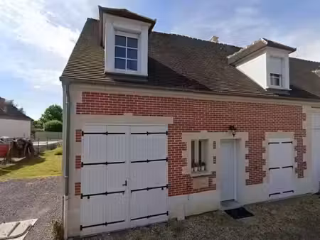 location maison 4 pièces 85 m² à jonquieres (60680)  1 045 €