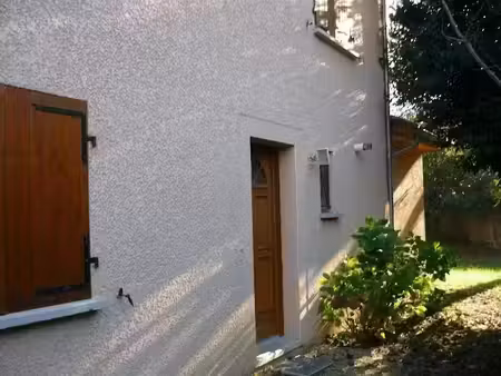 location maison 5 pièces 115 m² à tullins (38210)  1 149 €