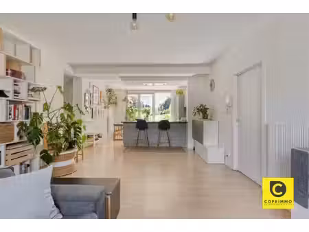 appartement te koop in berchem met 2 slaapkamers