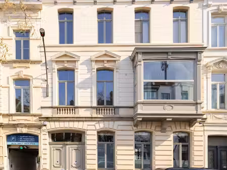 commercieel te koop in gent met 4 slaapkamers