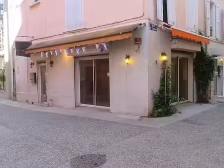 location locaux professionnels 4 pièces 85 m² à digne-les-bains (04000)  800 €