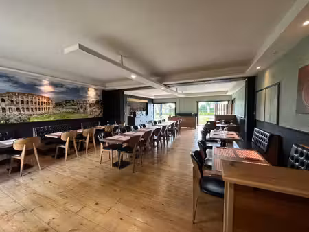 commercieel te koop in menen met 4 slaapkamers