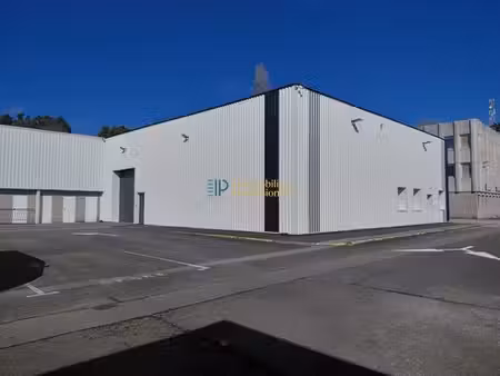 prestigieux immeuble de rapport en vente à quimper  bretagne