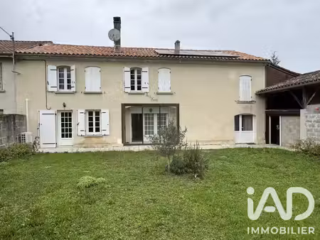 maison traditionnelle à parcoul-chenaud (24490)