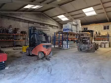 location locaux professionnels 500 m² à senlis (60300)  2 083 €