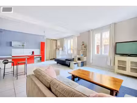 toulon mourillon - appartement t1 de 45 m2 en rez de chausse