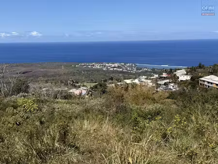 joli terrain de 505 m² arpenté uniquement pour un projet touristique/loisir avec pleine vu