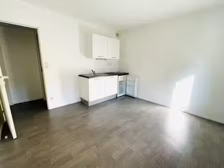 location appartement 1 pièce 25m² amiens 80000