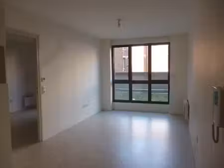 location appartement 2 pièces 37m² amiens 80000