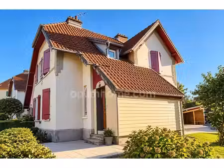 montbéliard 25200 - maison 3 pièces entièrement rénovée – 2 chambres – terrain 3 ares – pa