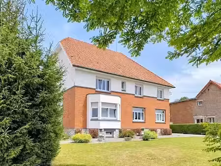 vente maison 14 pièces 278 m² à avesnelles (59440)  342 000 €
