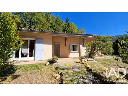 maison à le gua (38450)