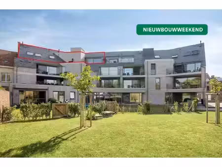 ruim appartement te koop in ieper met twee kamers en terras
