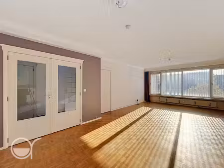 ruim 2-slaapkamerappartement met terras aan het zuidpark in gent