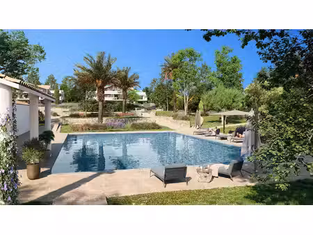 élégant t3 avec vaste jardin privatif et prestations d'exception au cœur de fontsainte