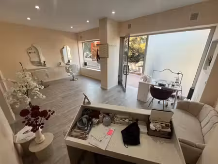 vente commerce le cannet 06110 61m²