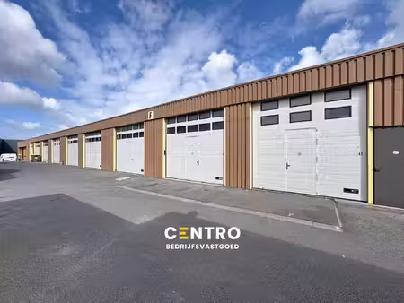 goed gelegen loods (ca.120 m2) met sectionaalpoort te rumbeke.