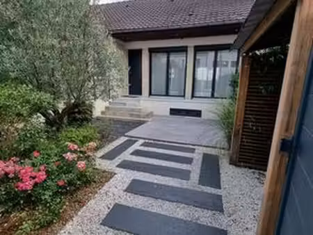 maison de 6 pièces de luxe en location à saclay  île-de-france