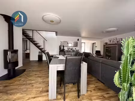vente maison 7 pièces 171 m² à saint-martin-des-tilleuls (85130)  346 500 €