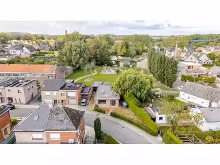 huis te koop in lede met 2 slaapkamers