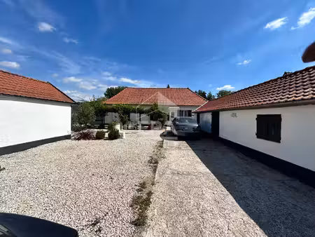 aubin-saint-vaast - longère de charme 133 m² - dépendance 40 m² - terrain 1 166 m²