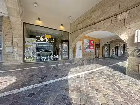 location commerce 127 m² à libourne (33500)