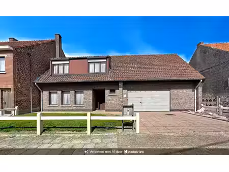 huis te huur in sint-lievens-houtem met 4 slaapkamers