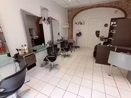 vente locaux professionnels 2 pièces à saint-galmier (42330)  35 000 €